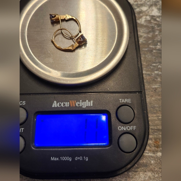 14kt gold tanzanite leverback vintage earrings - Picture 4 of 7